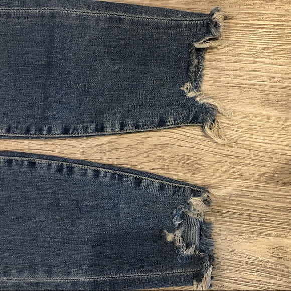 Good American crop raw edge high waisted skinny jeans - Picture 3 of 4